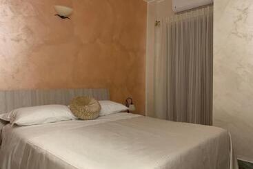 Pensjonat Le Stanze Della Braceria Calabrese