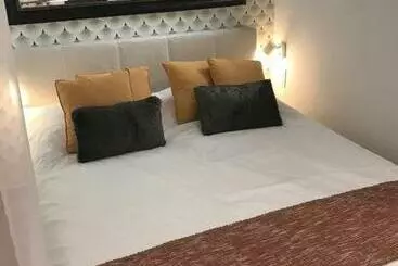 Pension Chambre Via Natina