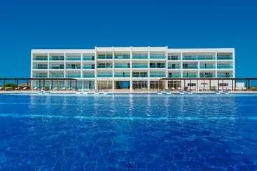 ホテル Marina Puerto Velero