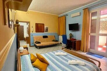 ペンション A Due Passi Da . .