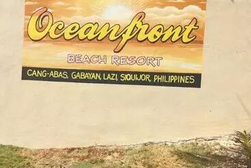 پانسیون Oceanfront Beach Resort