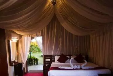 Resort Samskara & Samsara