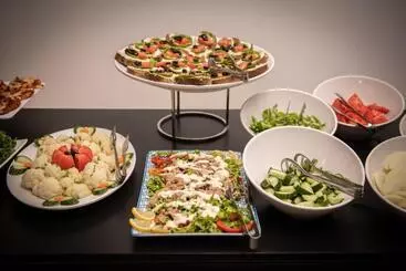 هتل Crystal Beach