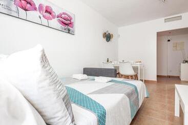 관광객 아파트 Algaba Pisc Planta Baja D