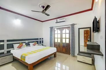 Super Hotel O Pradeep Guest House Near Baga Beach