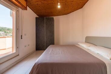 游客公寓 Attico Lussu