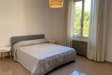 ツーリストアパートメント Casa Enza: Appartamento A Un Passo Dal Mare