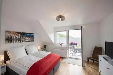 Turistihuoneistot Ferienwohnung Burgblick Coraidelstein