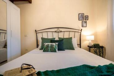 Apartamenty turystyczne Chelubirdi