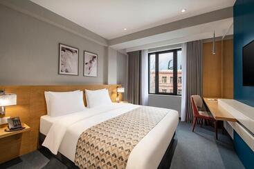 Clocks Hotel Tbilisi