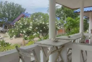 リゾートホテル O Chai Bungalows
