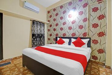 Capital O Hotel Red N Blue