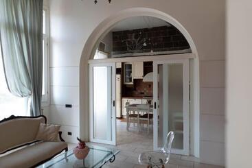 شقق خاصة سياحية Ercole Luxury Flat