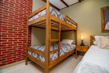 בית מלון כפרי Scalea Di Mare