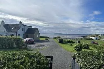 Turistihuoneistot Immaculate 4 Bed House Outside Stornoway