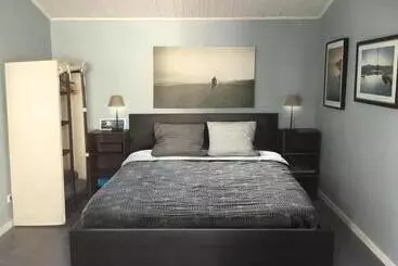 ツーリストアパートメント Bud House Magnifique Villa Proche De La Mer