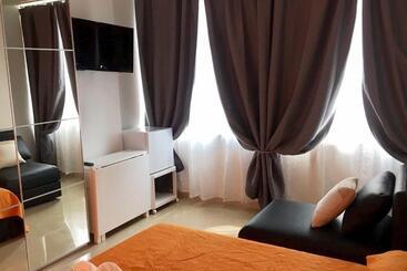 Pension (Hôtel basse catégorie) Valverde 32