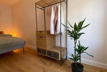 شقق خاصة سياحية Schloss & Altstadt   Modern & Stylish Für 6 Küche