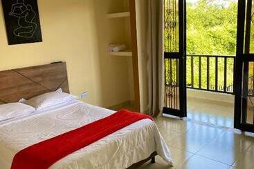 Bed and Breakfast Casa Campestre Hh