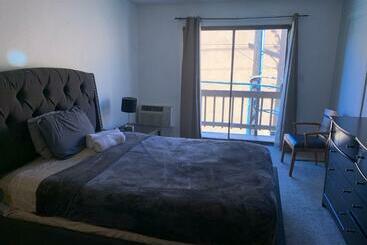 La/beverly Hills Hotel Style Suite