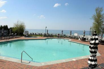 نزل Cottages At Bay Harbor