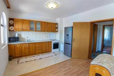 آپارتمان‌های توریست‌ها Villa Atl