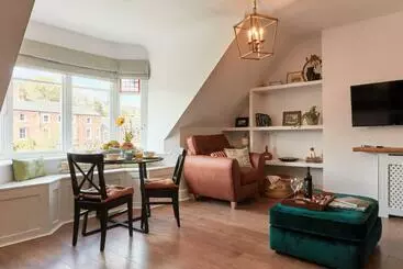 ツーリストアパートメント Finest Retreats   Olde Englishe Apt 4