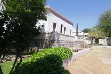 Pensionat Travellers Joy Guest House