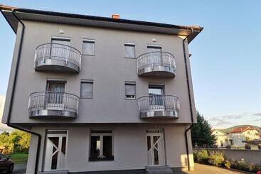 آپارتمان‌های توریست‌ها Apartman Sali