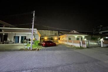 Apartahotel Kangaroo Residence Udonthani