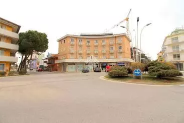Turistlejligheder Ampio Bilocale Caorle Lungomare Levante