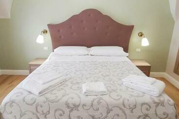 민박 Opera Relais 85