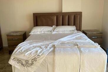 آپارتمان‌های توریست‌ها Dilbar Villa