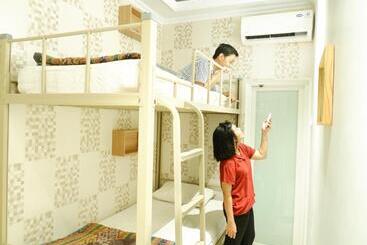 هتل The Cabin Purwokinanti