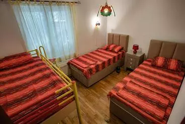 آپارتمانهای توریستها Ana Apartment