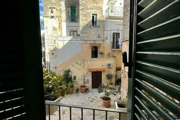 تختخواب و صبحانه Casa Zia Cecchina