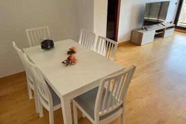 آپارتمانهای توریستها La Chartreuse Apartament