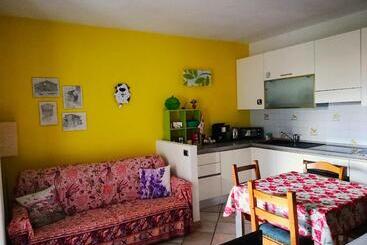 آپارتمانهای توریستها La Vache Qui Roule Cir Charvensod 0037