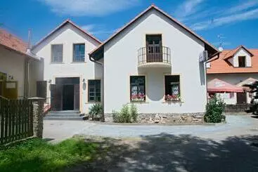 Majatalo Penzion Stříbrná Lhota