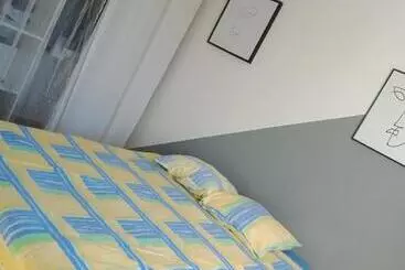 Turistihuoneistot Villa Perpignanaise