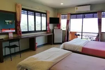 ホテル ศรีกรุงดีลักซ์โฮเตล