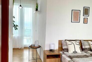 דירות לתיירים Penthouse Panorama Sea View Apt. Pomorie