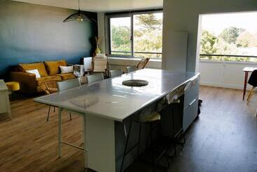 آپارتمان‌های توریست‌ها Les Pins De L Ocean   A 1km De La Mer