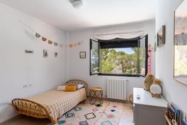 آپارتمانهای توریستها Ses Buguenvílies