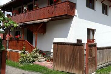 تختخواب و صبحانه Molnár Vendeghaz