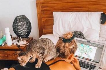 Pensionat Kak Poleng Guesthouse