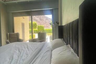 آپارتمان‌های توریست‌ها Al Raha Village   Aqaba