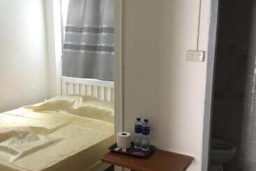 Bed and Breakfast Siriwal Guesthouse