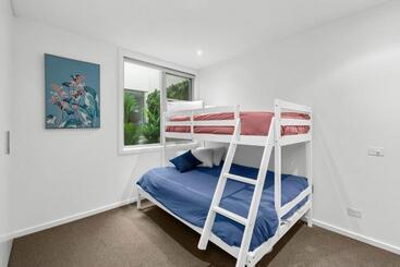 Turistlägenheter Waterfront One Ocean Bliss