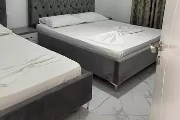 Apartamenty turystyczne Xhefri S Apartments